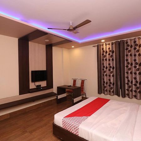 لاكناو Oyo 33387 Laxmi Lawn And Resort Suite المظهر الخارجي الصورة
