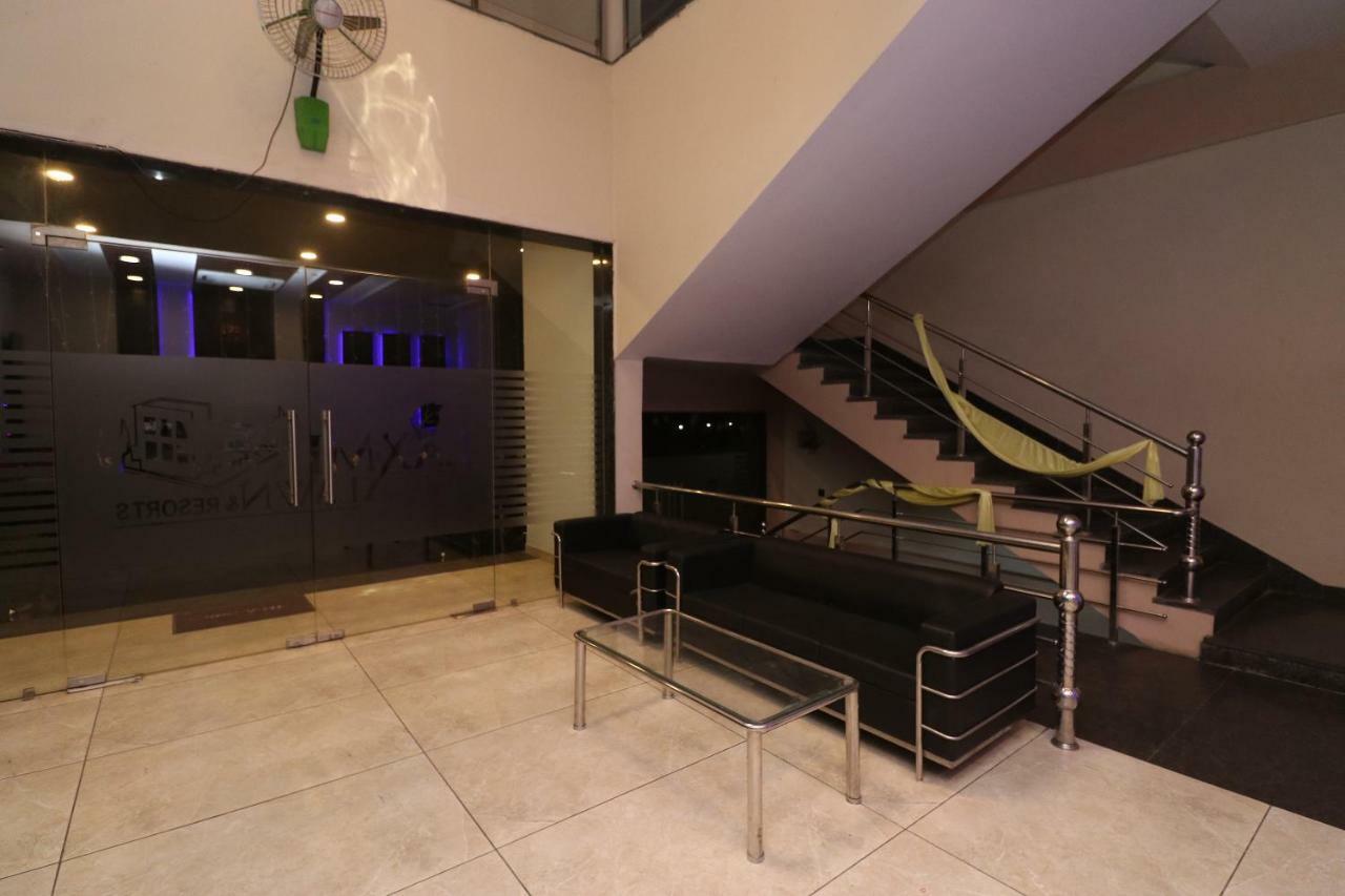 لاكناو Oyo 33387 Laxmi Lawn And Resort Suite المظهر الخارجي الصورة
