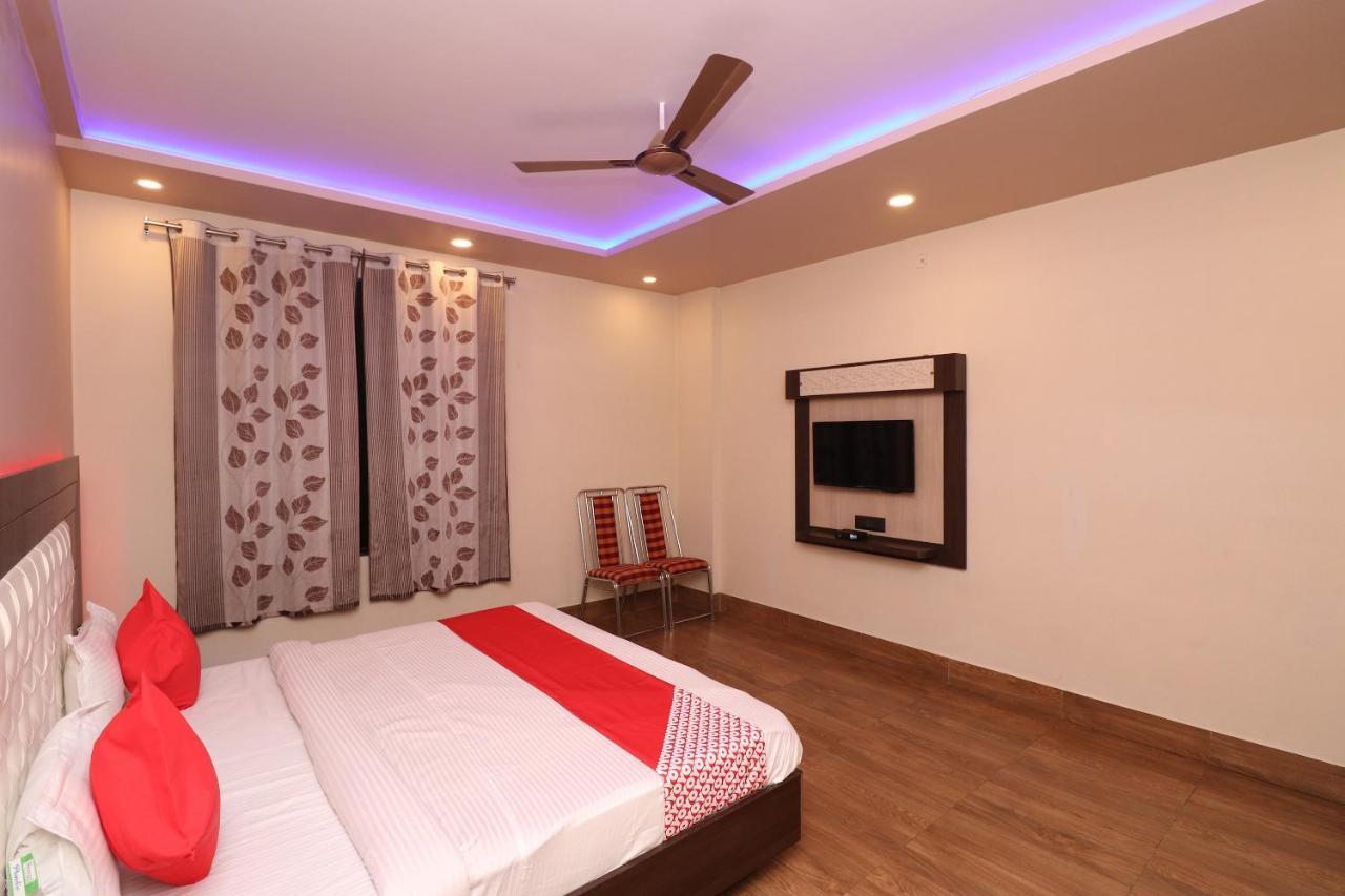 لاكناو Oyo 33387 Laxmi Lawn And Resort Suite المظهر الخارجي الصورة